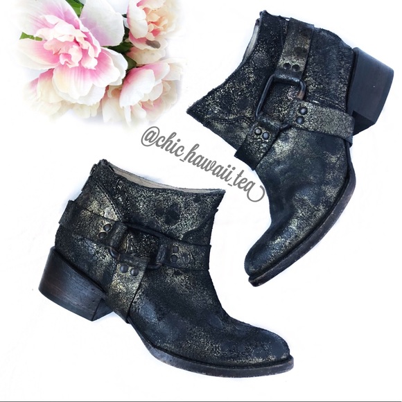 freebird Shoes - 🏆HP🏆Freebird Phlow Metallic Leather Booties